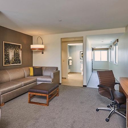 Hyatt Place Toronto/Mississauga Centre Экстерьер фото